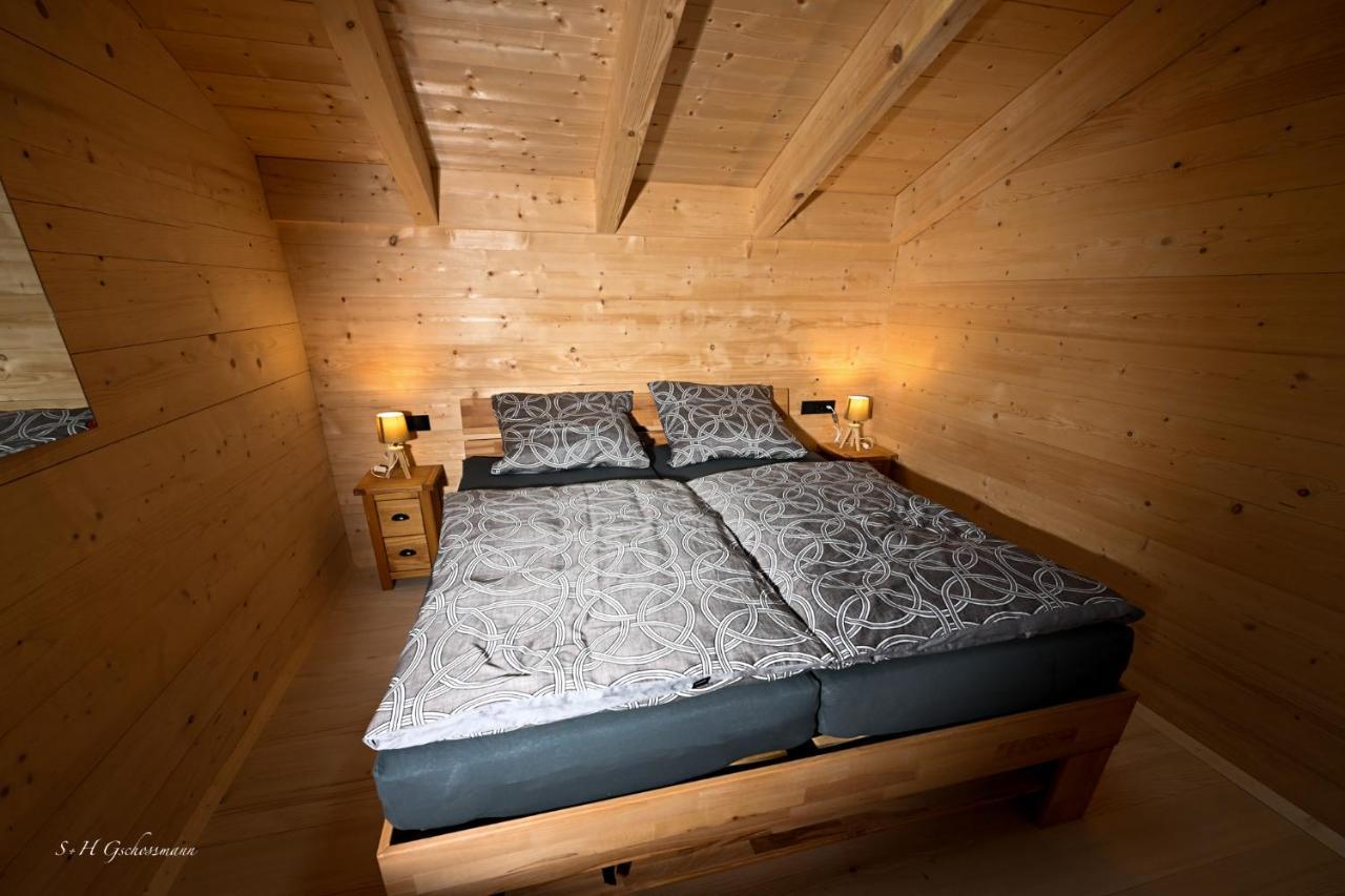 Holzwies Chalets Unterneukirchen Esterno foto