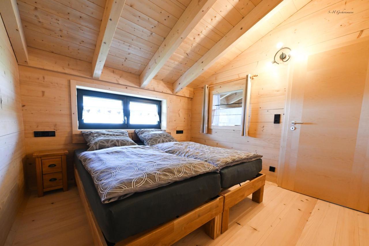 Holzwies Chalets Unterneukirchen Esterno foto